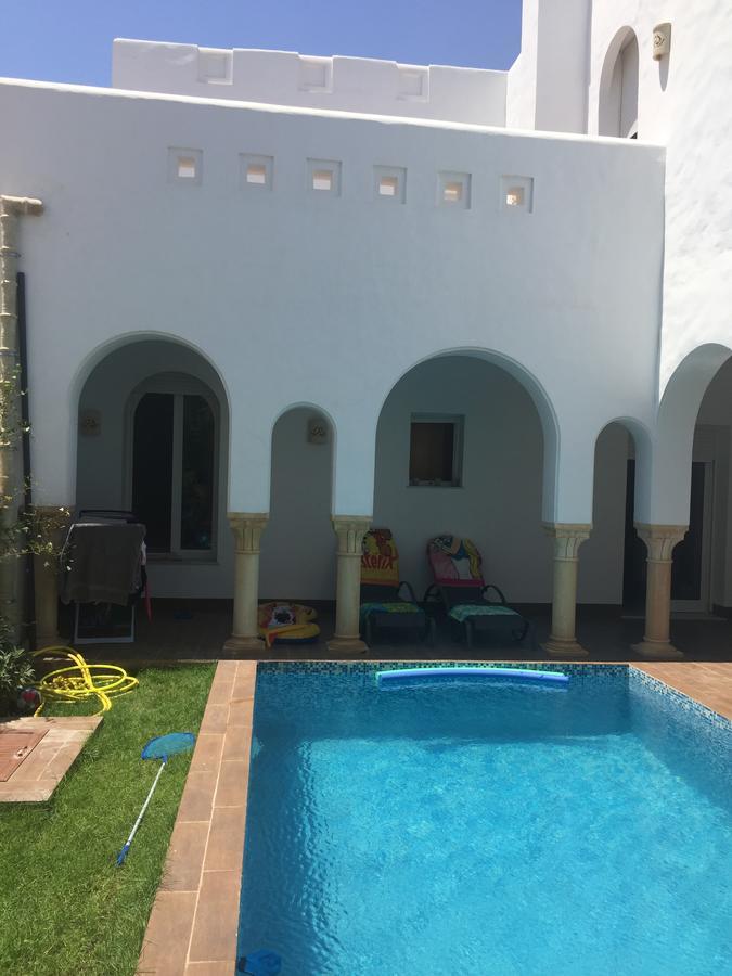 Villa Avec Piscine Triffa Eksteriør billede