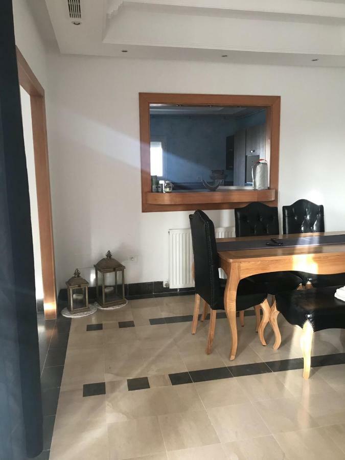 Villa Avec Piscine Triffa Eksteriør billede